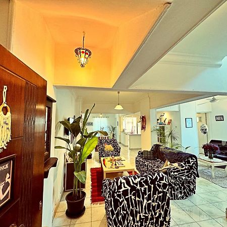 Large Room With Its Own Balcony Kairo Exterior foto